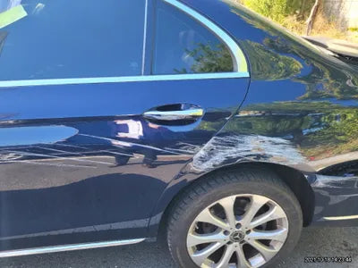 2019 Mercedes-Benz E 300 WDDZF4KB8KA662505 VIN:WDDZF4KB8KA662505