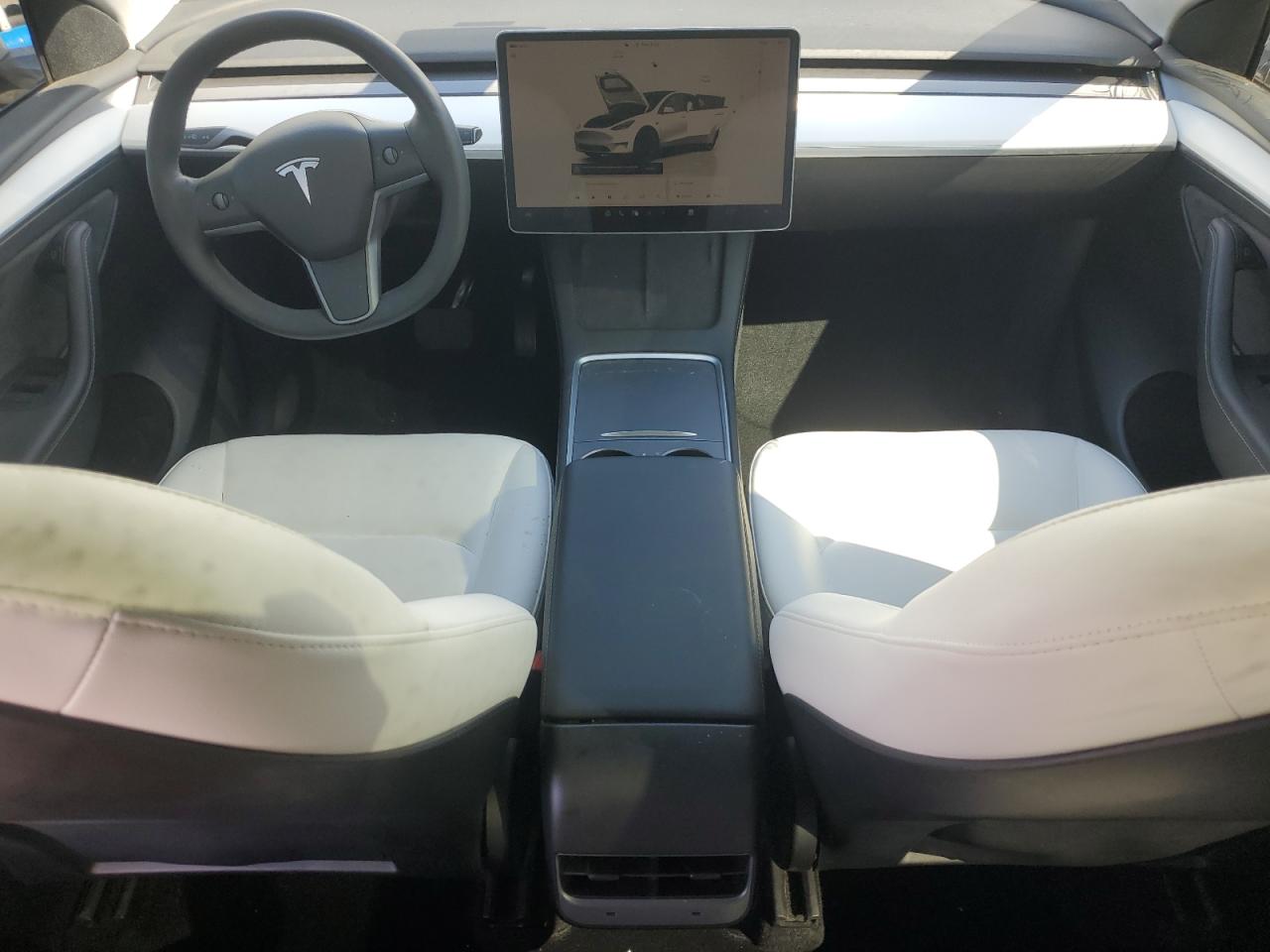 2022 TESLA MODEL Y  VIN:7SAYGAEE7NF539249