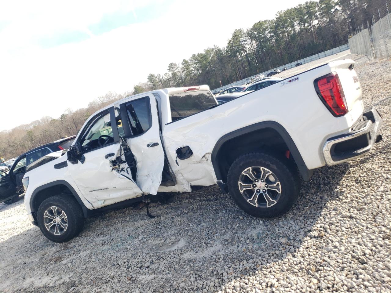2024 GMC SIERRA K1500 VIN:1GTRUAED2RZ172049