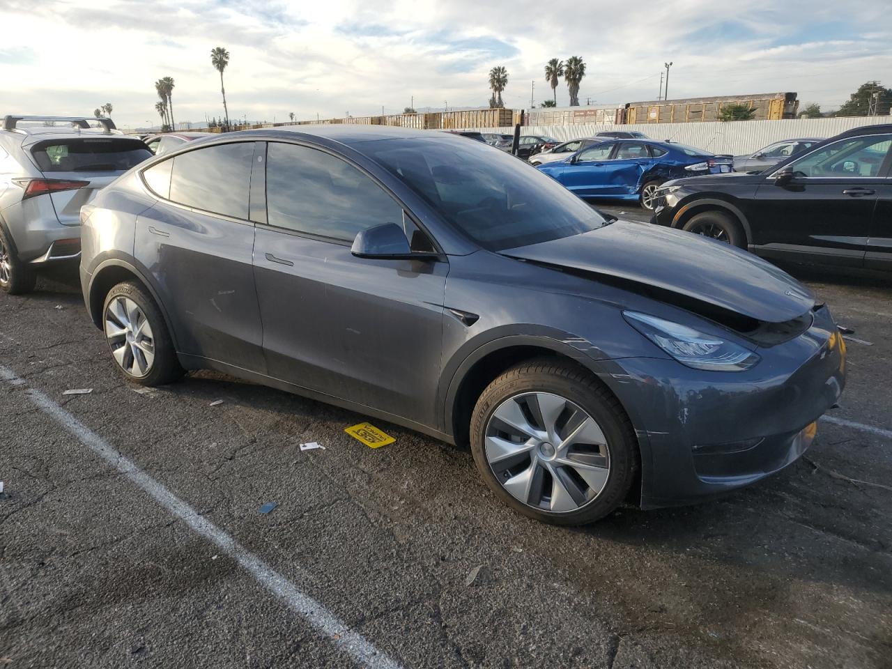 2023 TESLA MODEL Y  VIN:7SAYGDEE9PA060140