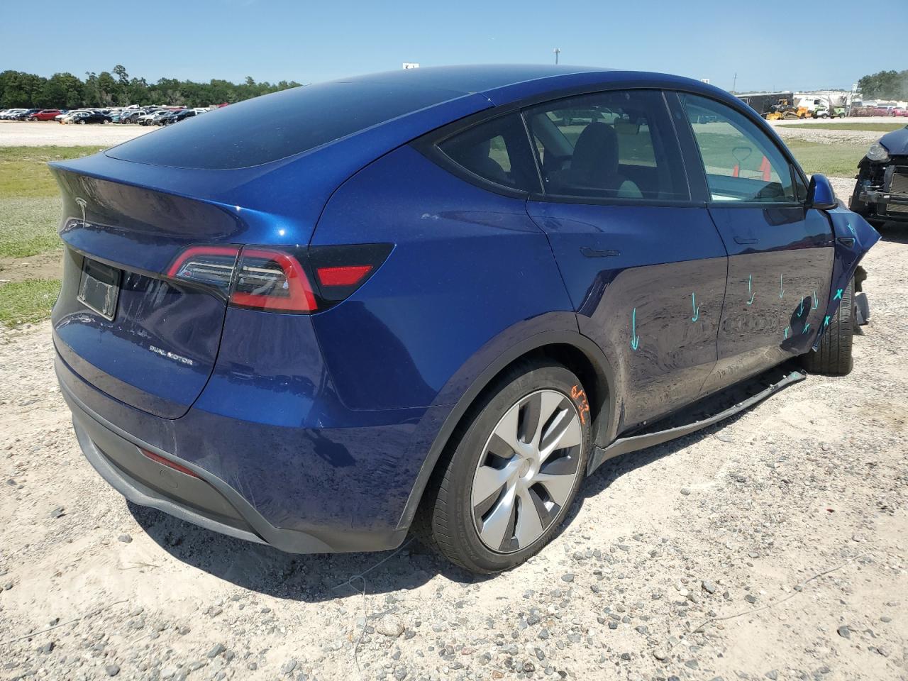 2023 TESLA MODEL Y  VIN:7SAYGDEE5PA095239