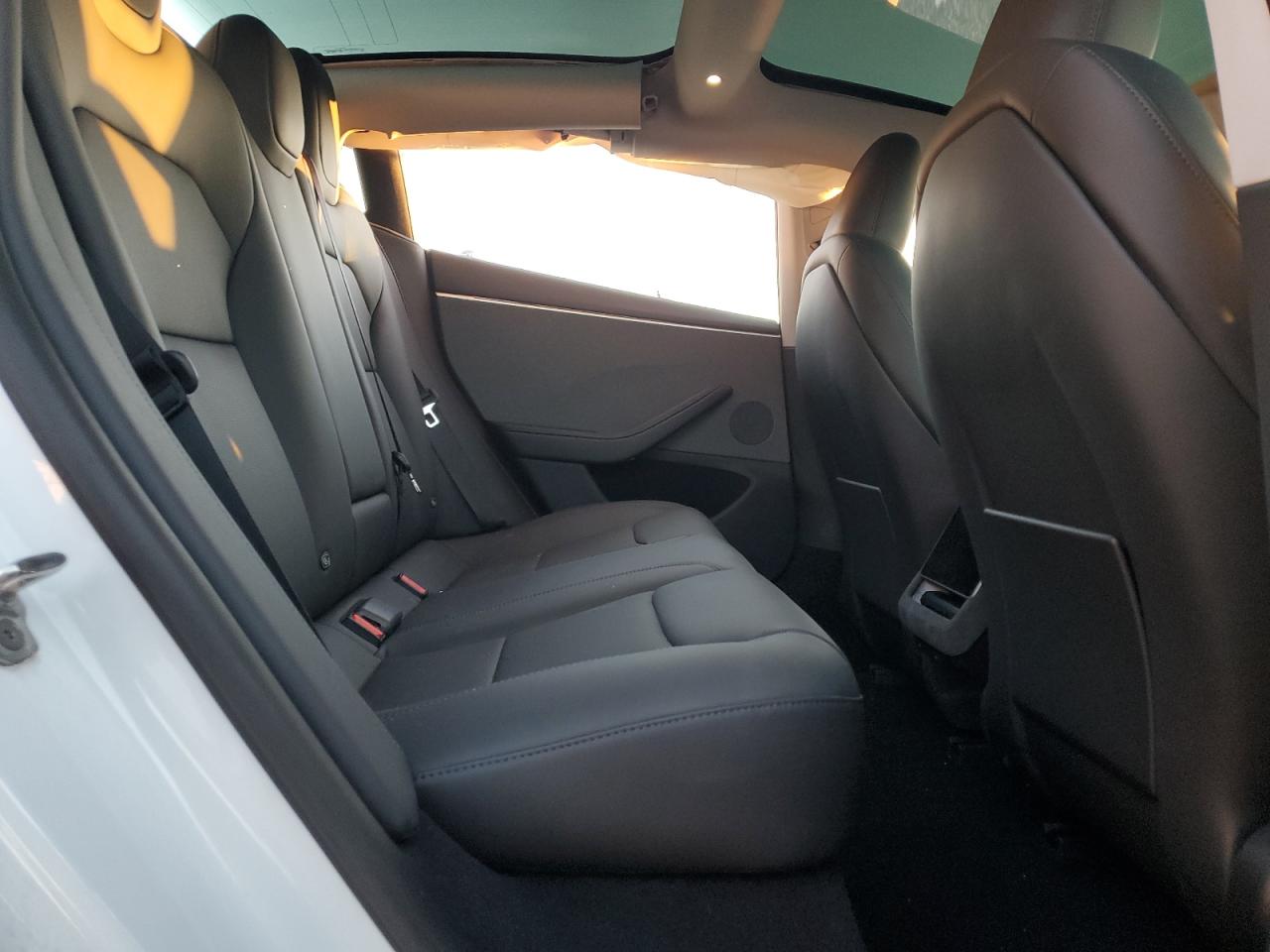2024 TESLA MODEL 3  VIN:5YJ3E1EA7RF739872