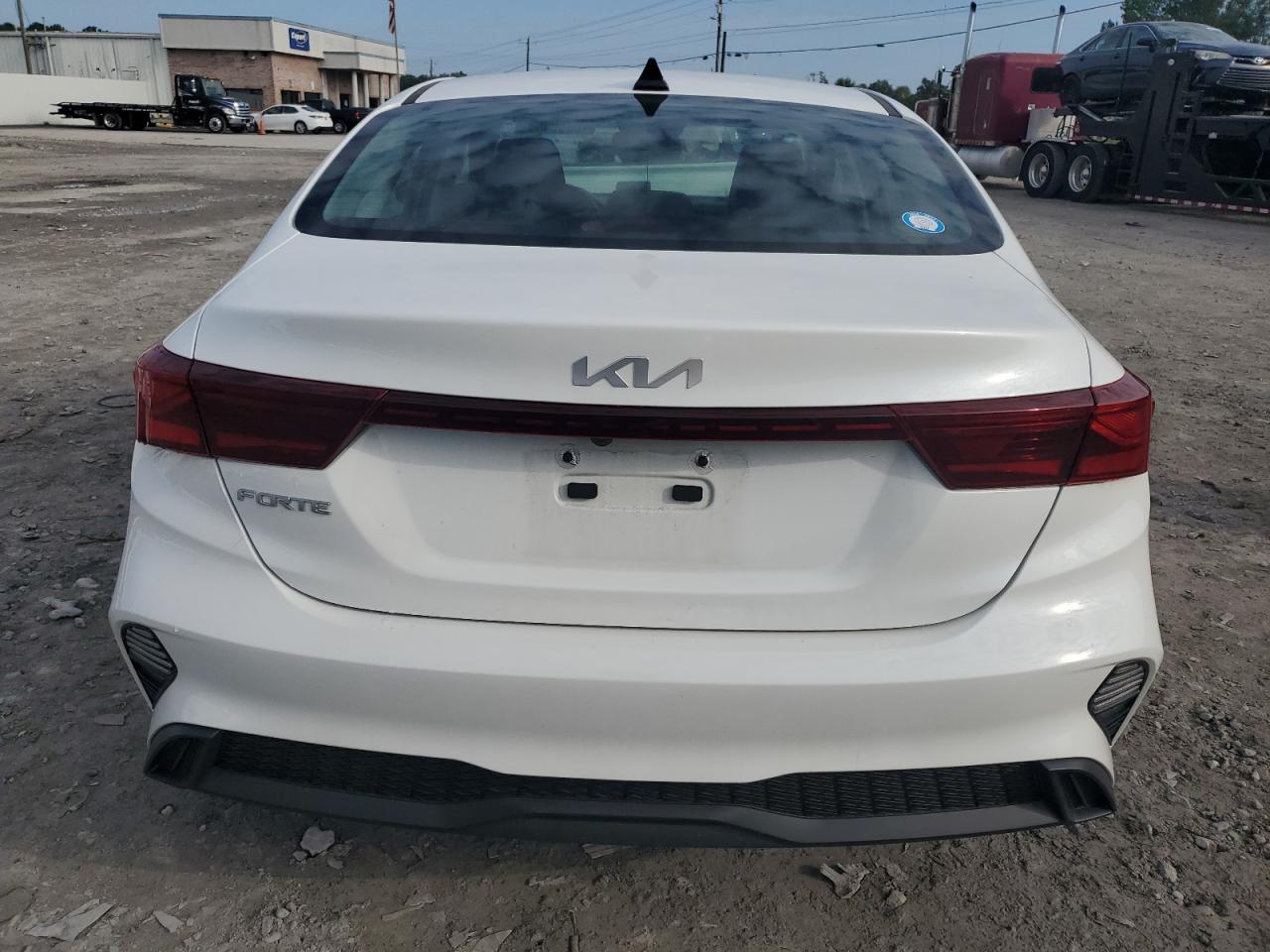 2023 KIA FORTE LX VIN:3KPF24AD7PE532361