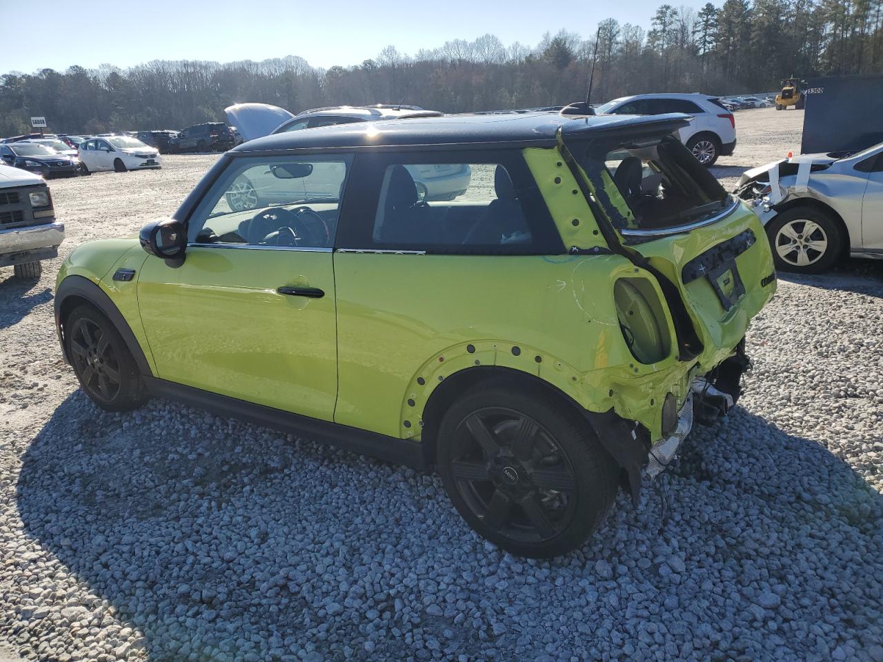 2024 MINI COOPER S VIN:WMW53DH07R2V50304