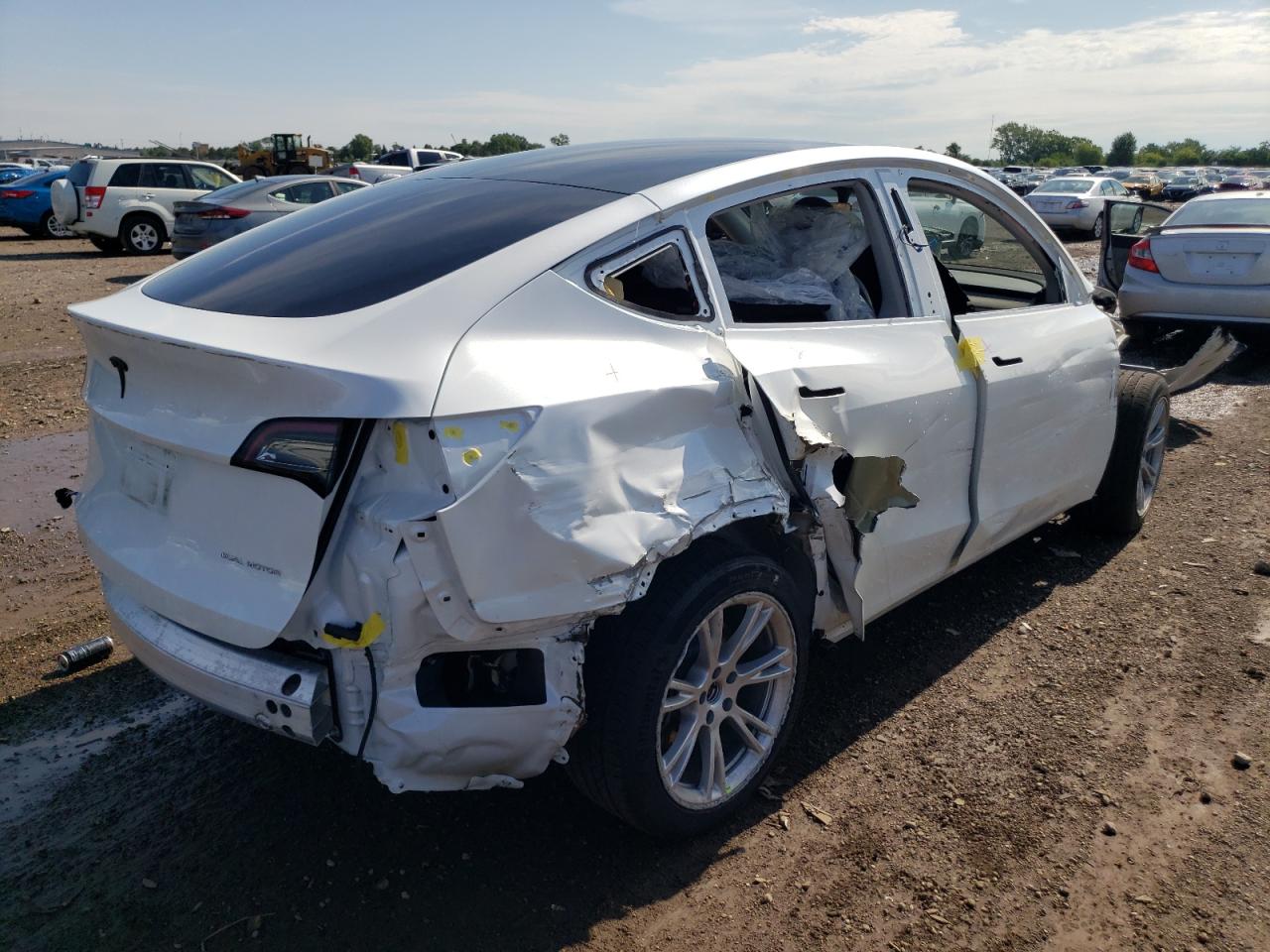 2023 TESLA MODEL Y  VIN:7SAYGDEE4PA079484