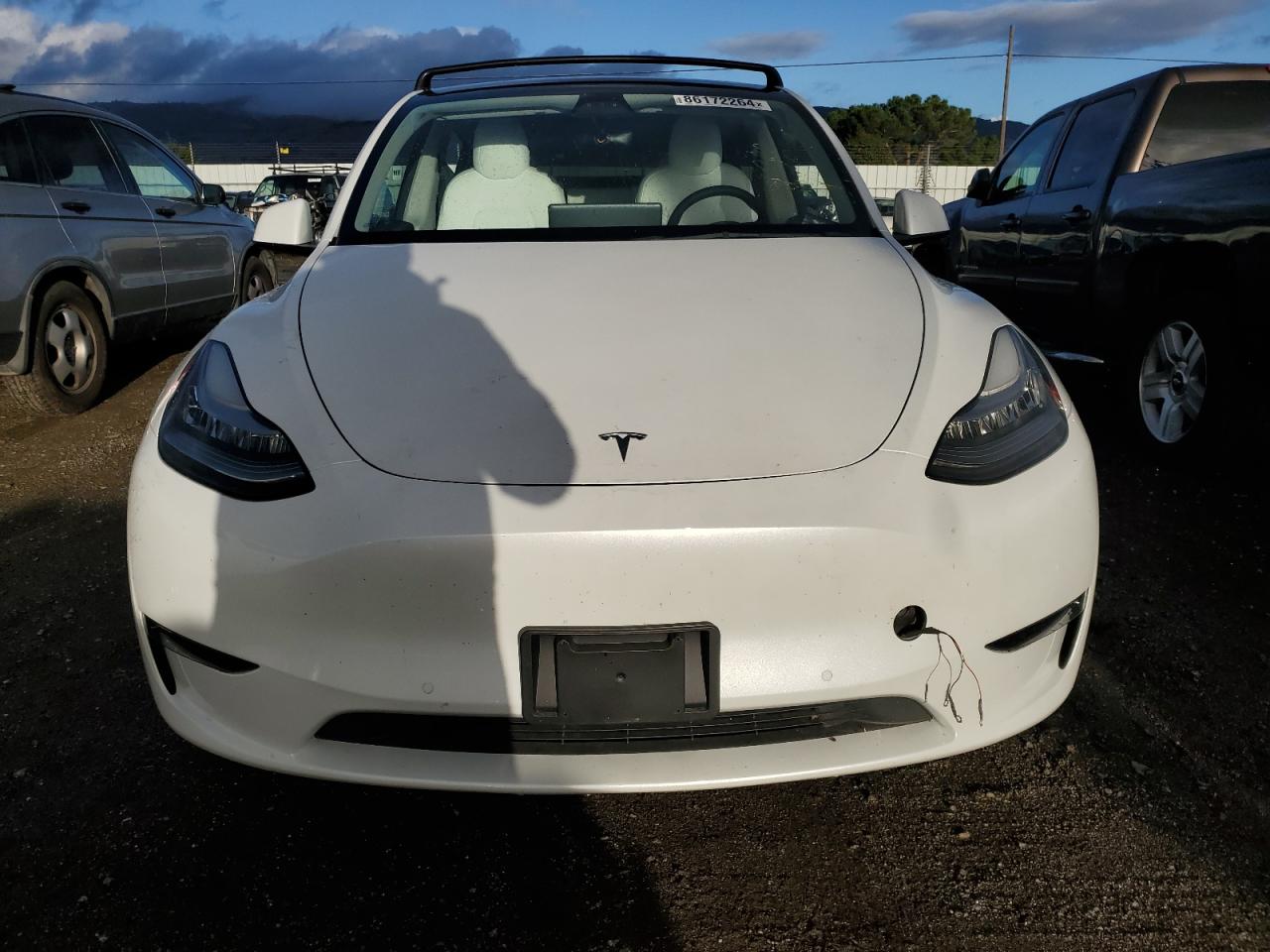 2022 TESLA MODEL Y  VIN:7SAYGAEE3NF358357