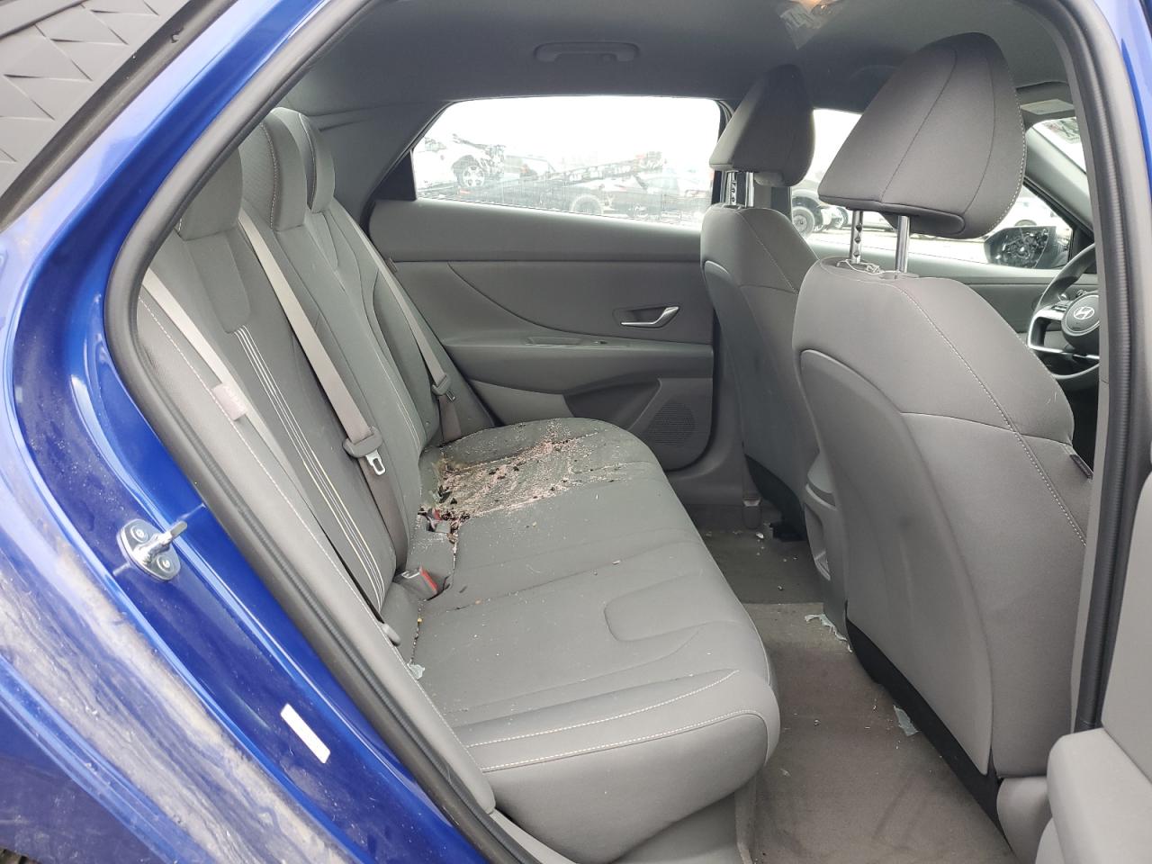 2024 HYUNDAI ELANTRA BLUE VIN:KMHLM4DJ6RU101461