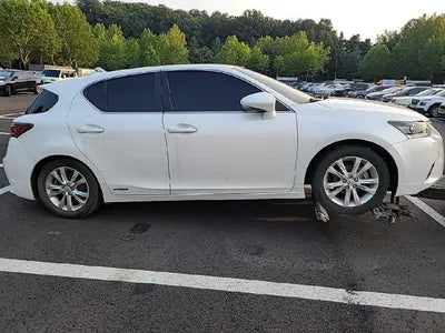 2014 Lexus CT 200h VIN: