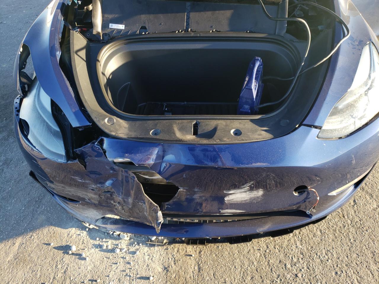 2023 TESLA MODEL Y  VIN:7SAYGDEE2PF688592