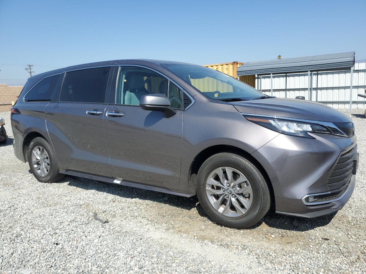 2022 TOYOTA SIENNA XLE VIN:5TDYRKEC1NS097138