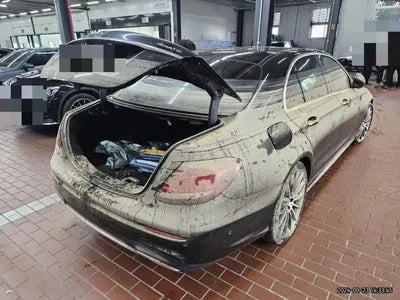 2017 Mercedes-Benz E 300 VIN: