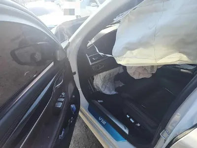 2017 BMW 760 WBA7H6108HG987424 VIN:WBA7H6108HG987424