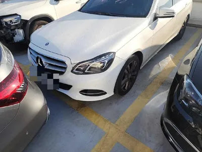 2014 Mercedes-Benz E 220 VIN: