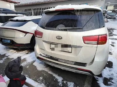 2015 Kia Carnival VIN: