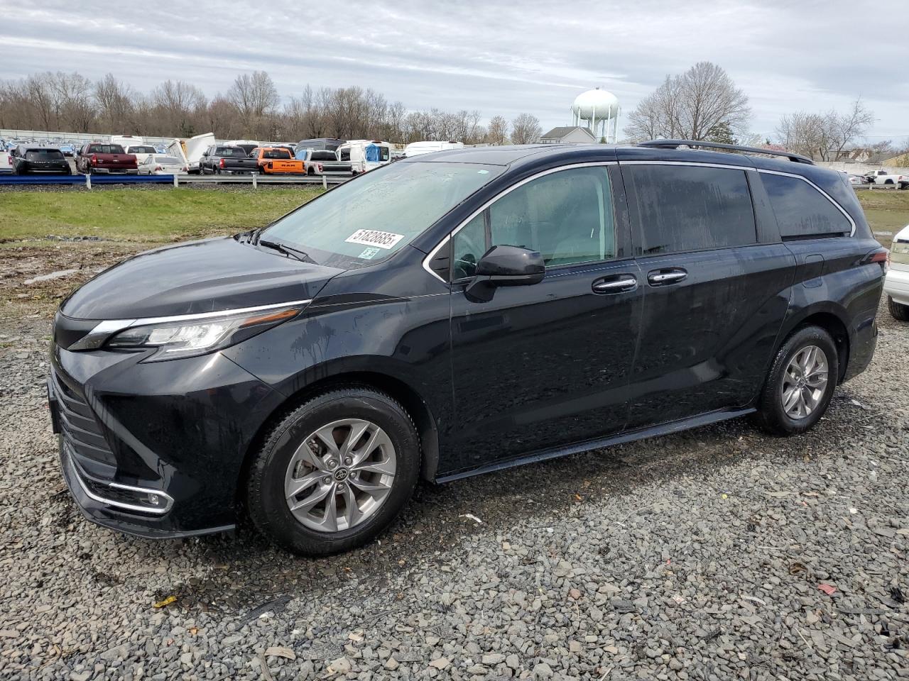 2022 TOYOTA SIENNA XLE VIN:5TDYSKFC2NS057332