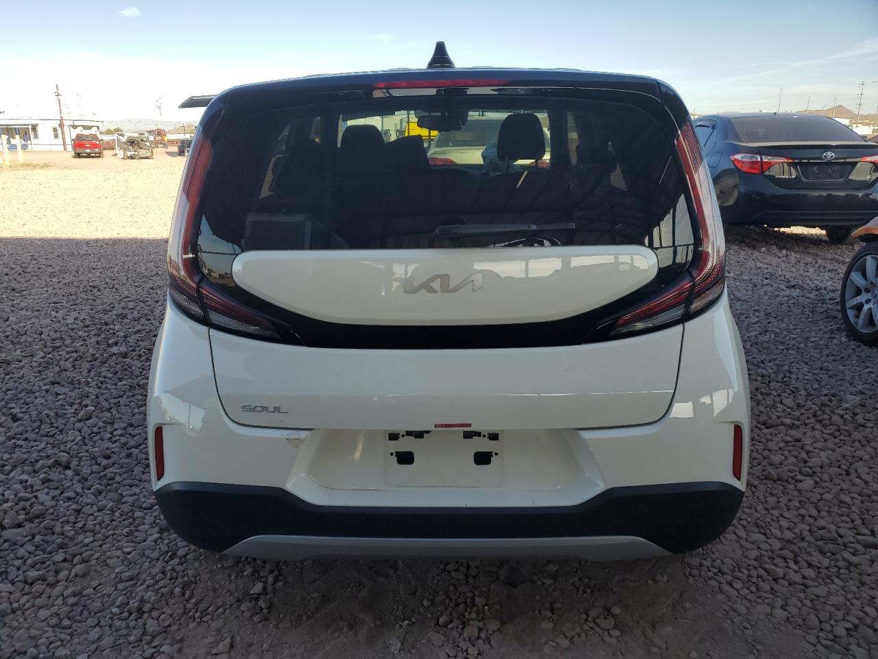 2024 KIA SOUL LX VIN:KNDJ23AU4R7233739
