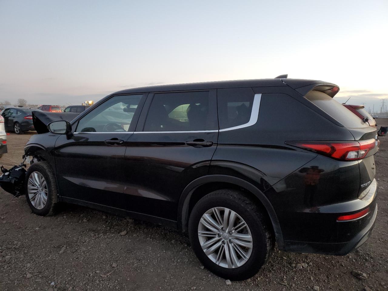 2023 MITSUBISHI OUTLANDER ES VIN:JA4J4TA88PZ022598