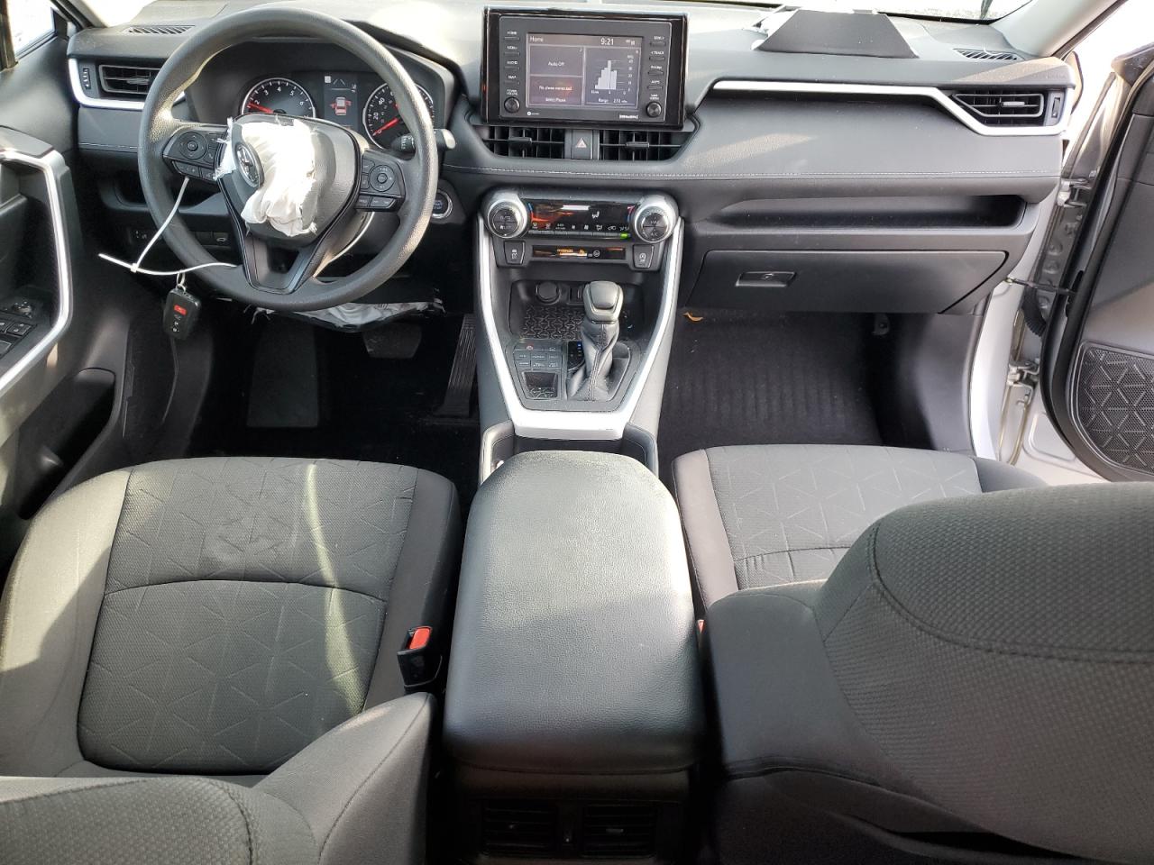 2022 TOYOTA RAV4 XLE VIN:2T3P1RFV8NW306319