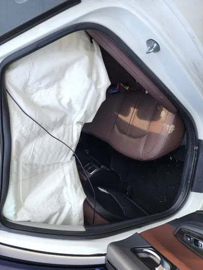 2017 Kia K5 KNAGU411BHA114851 VIN:KNAGU411BHA114851