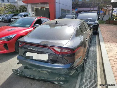 2018 Kia Stinger KNAE351ABJS023182 VIN:KNAE351ABJS023182