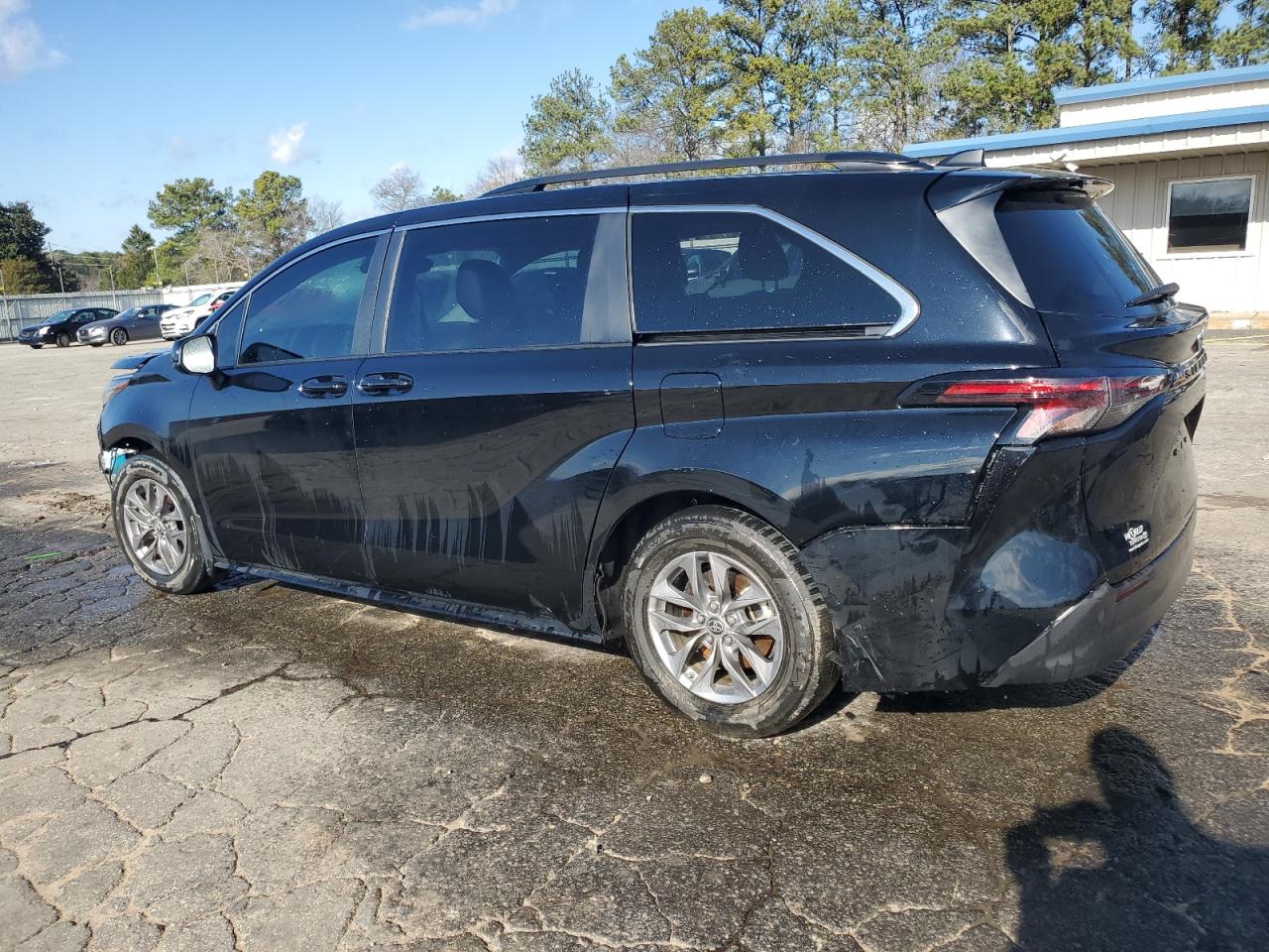 2023 TOYOTA SIENNA LE VIN:5TDBRKEC8PS147123