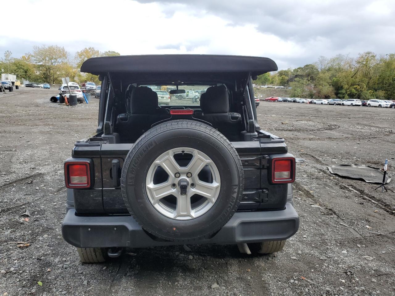 2022 JEEP WRANGLER UNLIMITED SPORT VIN:1C4HJXDG0NW180276
