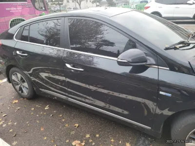 2017 Hyundai Ioniq KMHC951DGHU027105 VIN:KMHC951DGHU027105