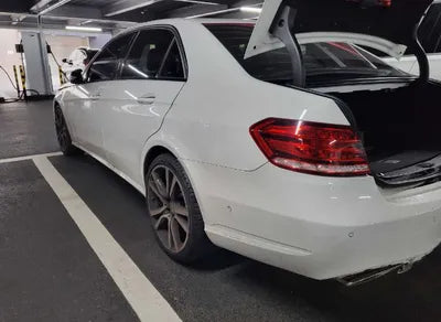 2016 Mercedes-Benz E 220 VIN: