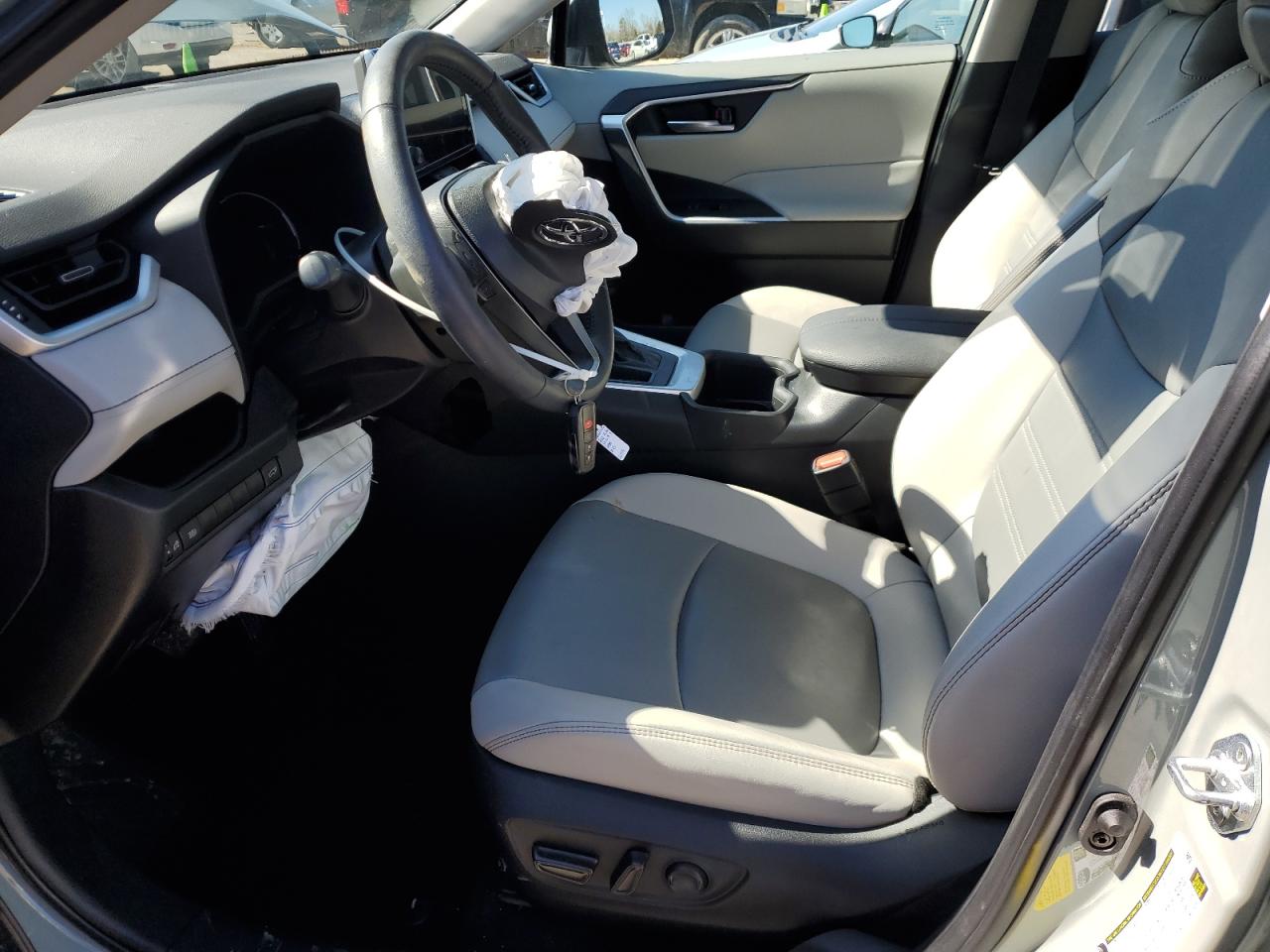 2023 TOYOTA RAV4 XLE PREMIUM VIN:2T3C1RFV7PW297386