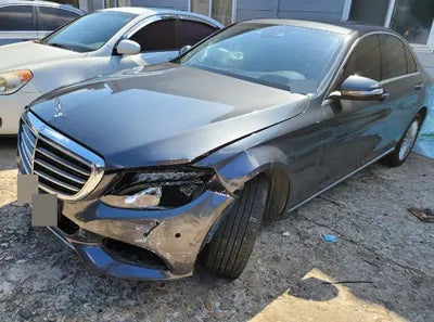 2015 Mercedes-Benz C 220 VIN: