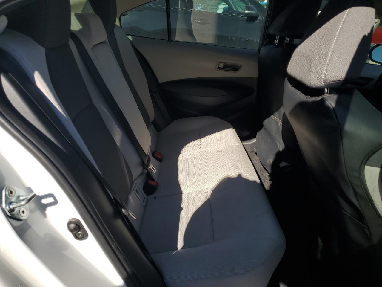 2022 TOYOTA COROLLA LE VIN:JTDEAMDE5N3010920