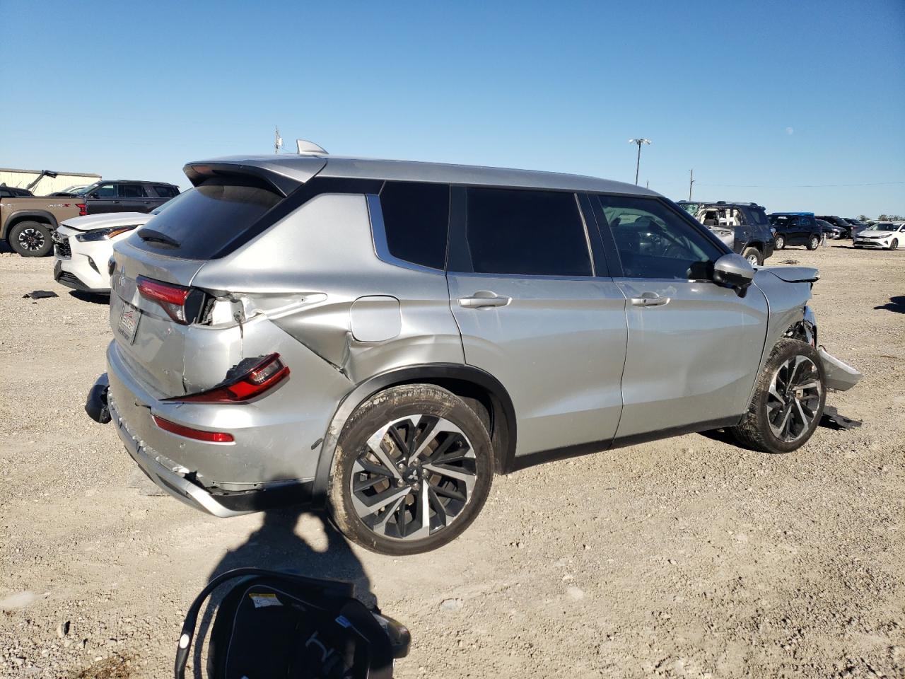 2023 MITSUBISHI OUTLANDER SE VIN:JA4J3UA86PZ057584