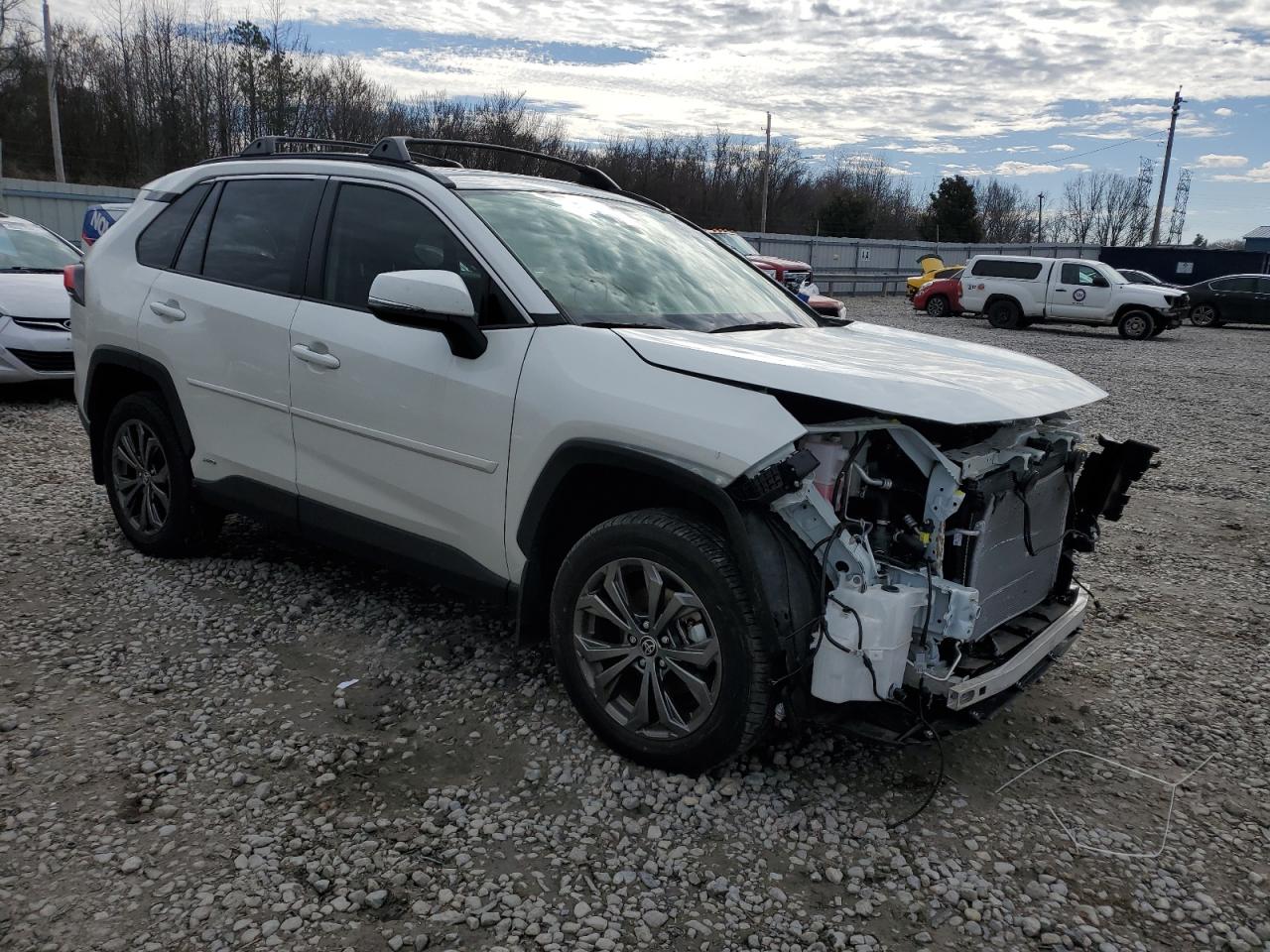 2022 TOYOTA RAV4 XLE PREMIUM VIN:JTMB6RFV6ND535039