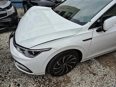 2023 Volkswagen Golf VIN: