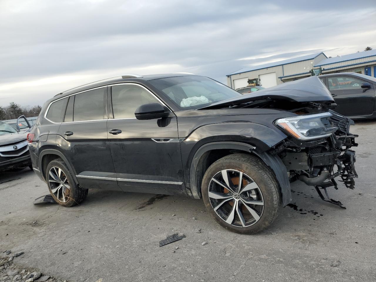 2024 VOLKSWAGEN ATLAS SEL PREMIUM R-LINE VIN:1V2FR2CA5RC576421