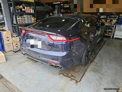 2017 Kia Stinger VIN: