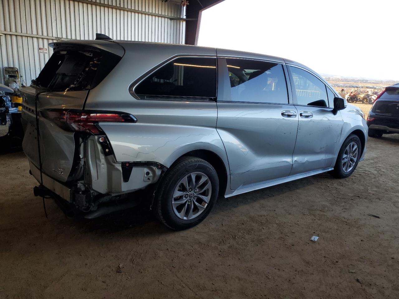 2022 TOYOTA SIENNA LE VIN:5TDKRKEC4NS117355
