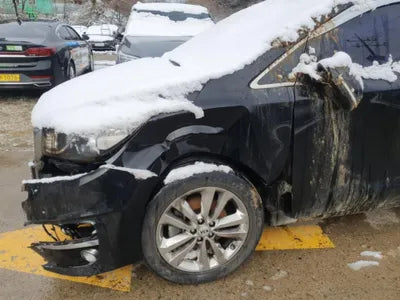 2018 Kia Carnival KNAME81ABJS443276 VIN:KNAME81ABJS443276