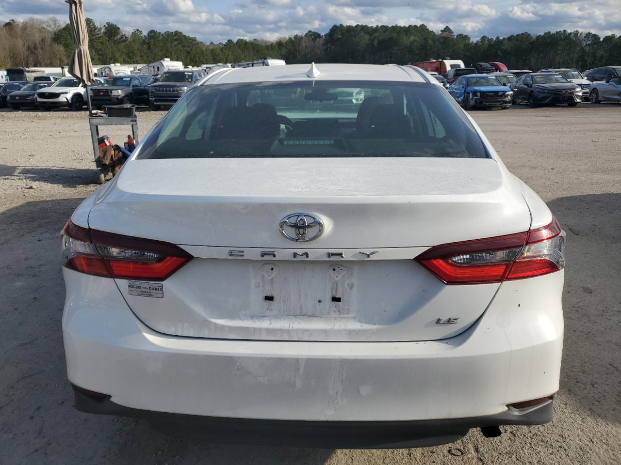 2022 TOYOTA CAMRY LE VIN:4T1C11AK9NU639537