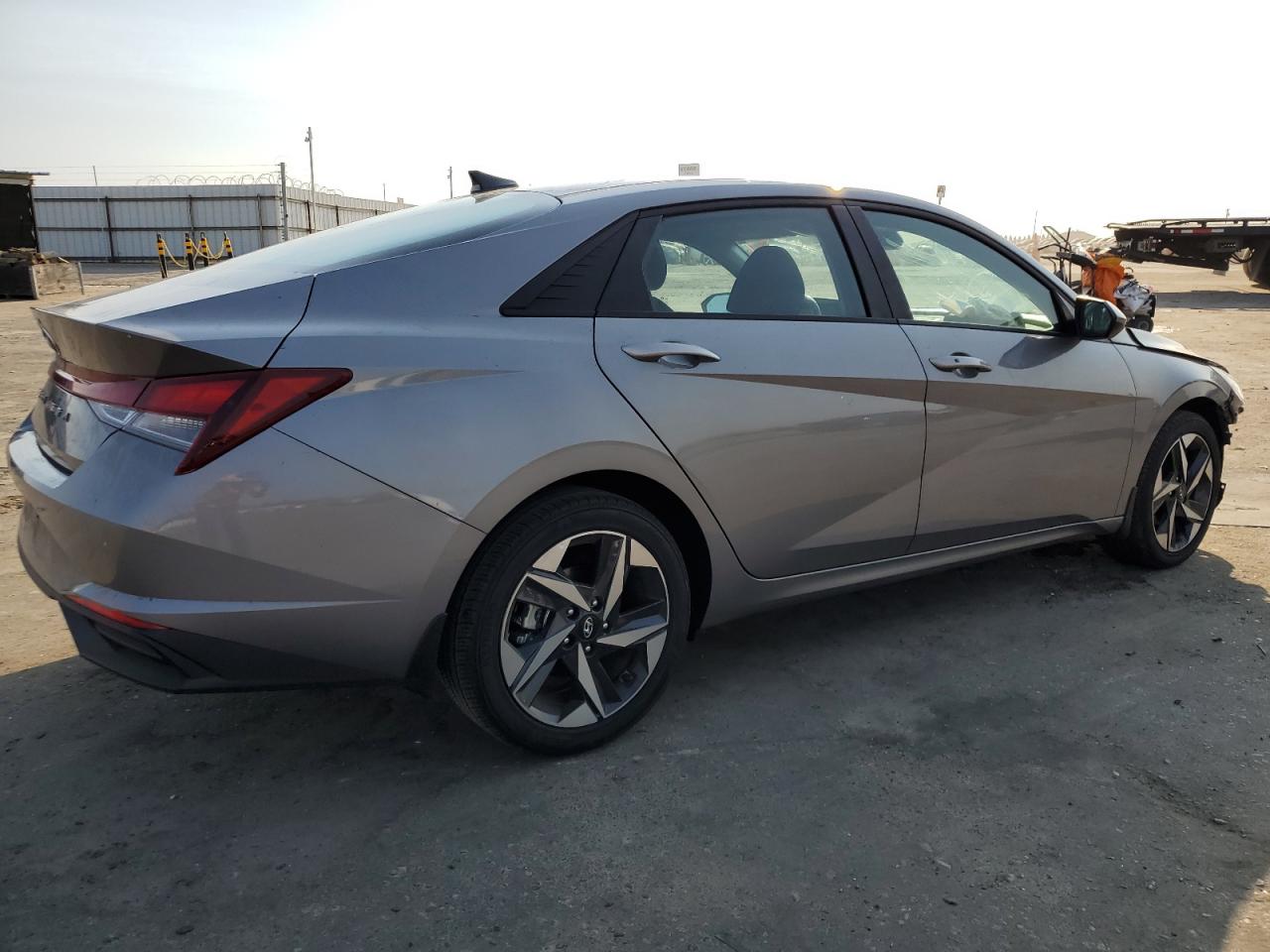 2023 HYUNDAI ELANTRA SEL VIN:KMHLS4AG5PU606743