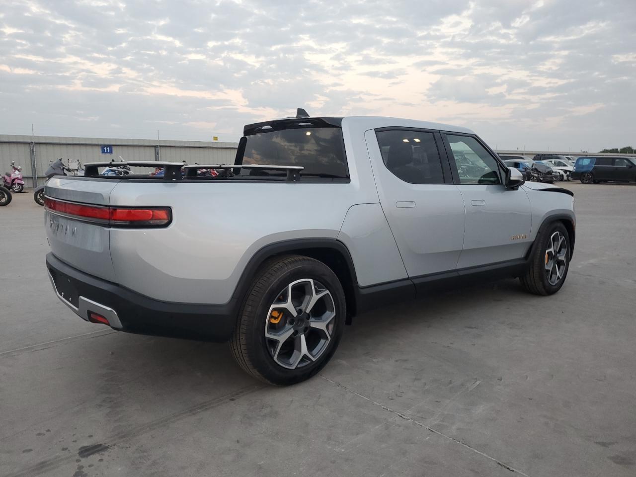 2023 RIVIAN R1T ADVENTURE VIN:7FCTGAAA4PN024542