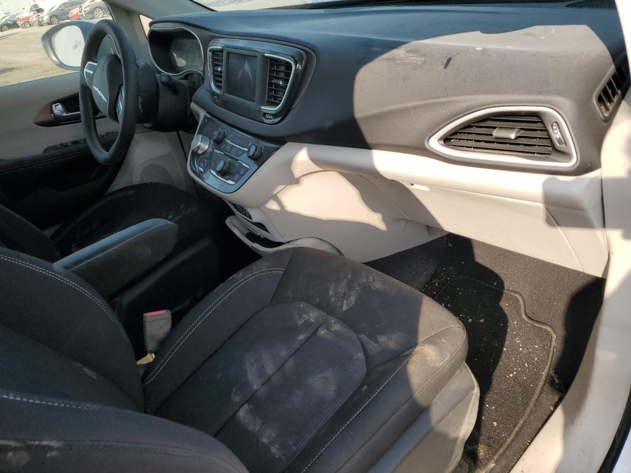 2023 CHRYSLER VOYAGER LX VIN:2C4RC1CG2PR548837