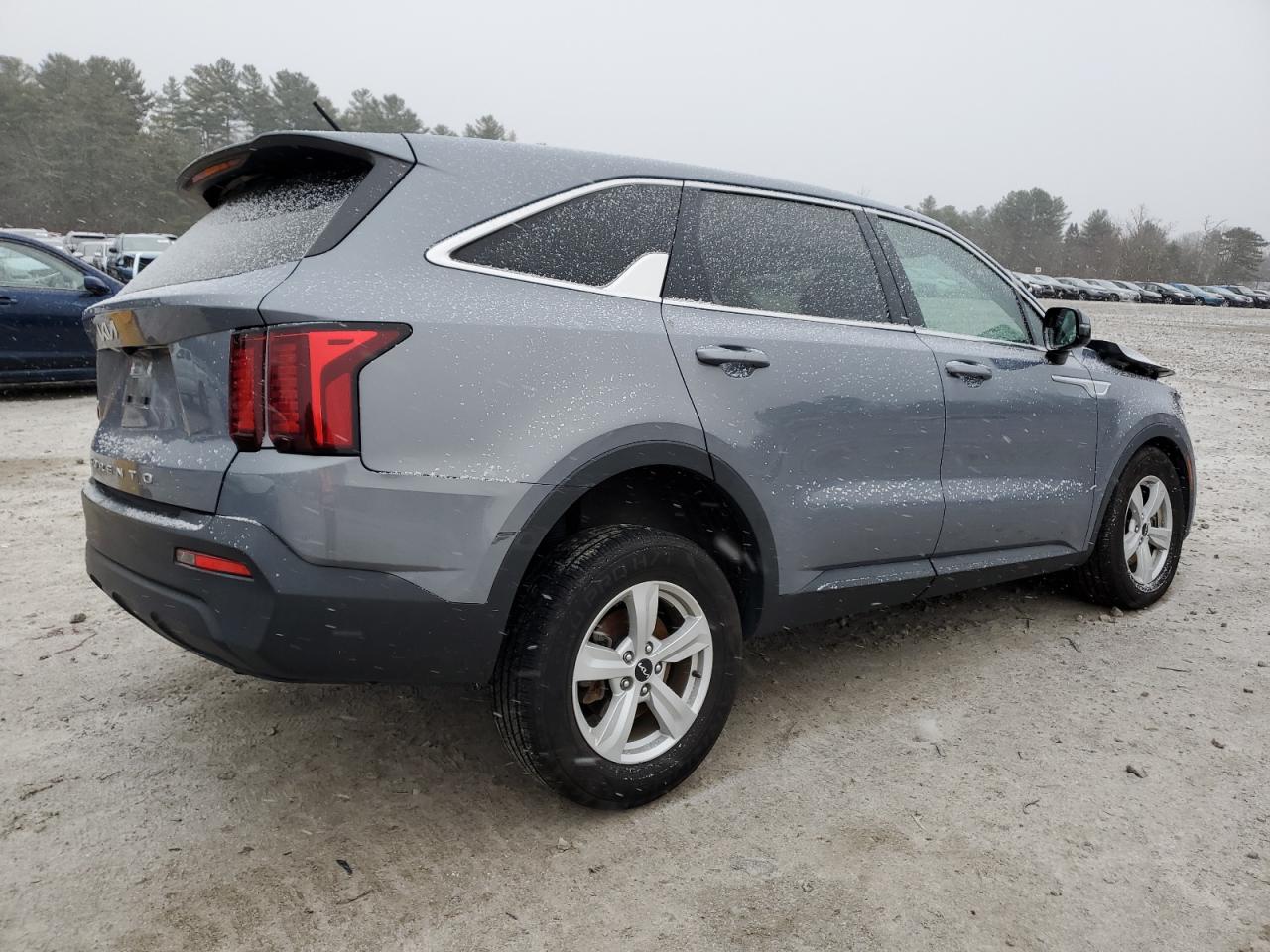 2022 KIA SORENTO LX VIN:5XYRGDLC5NG098900