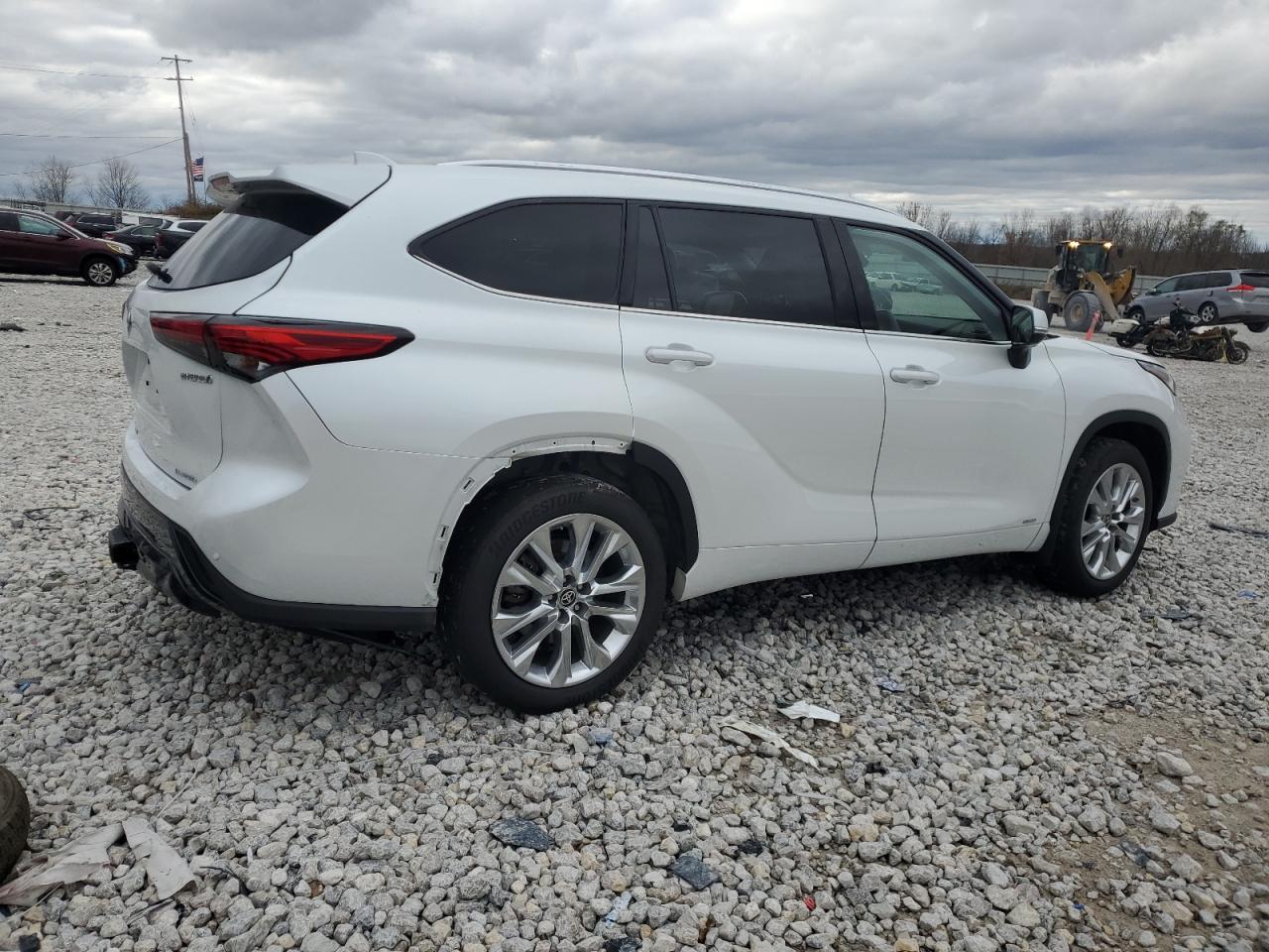 2022 TOYOTA HIGHLANDER HYBRID LIMITED VIN:5TDXBRCH9NS557105