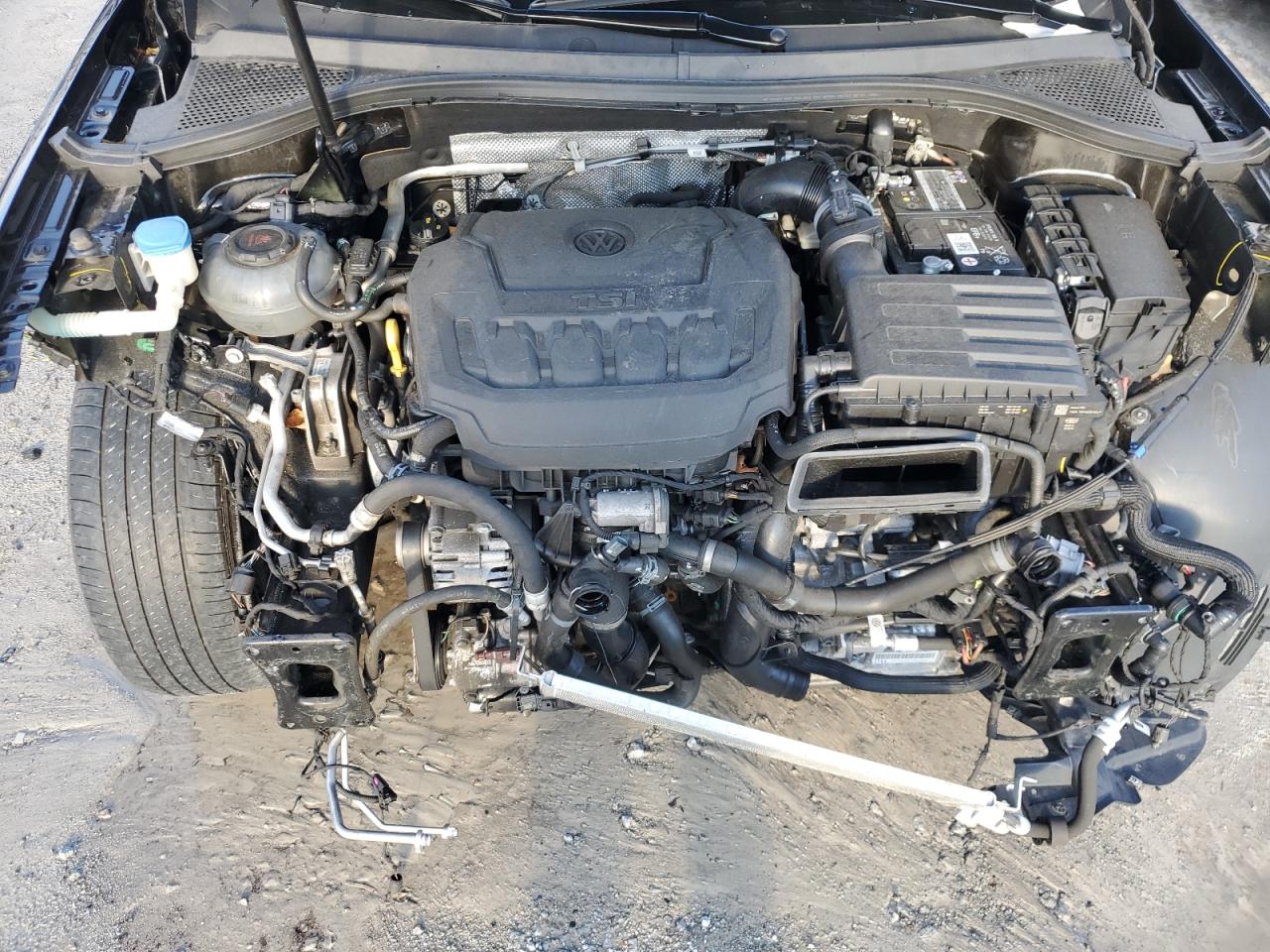 2022 VOLKSWAGEN TIGUAN SE VIN:3VV2B7AX7NM011039