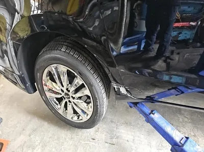 2017 Kia Carnival VIN: