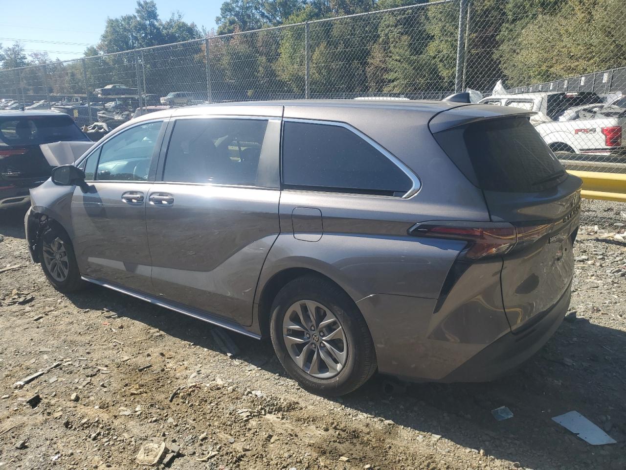2023 TOYOTA SIENNA LE VIN:5TDKRKEC8PS154377