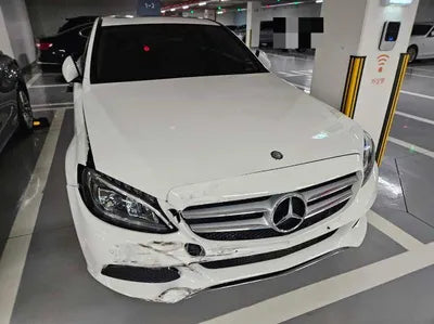 2016 Mercedes-Benz C 200 VIN: