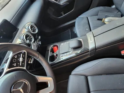 2021 Mercedes-Benz A 200 VIN: