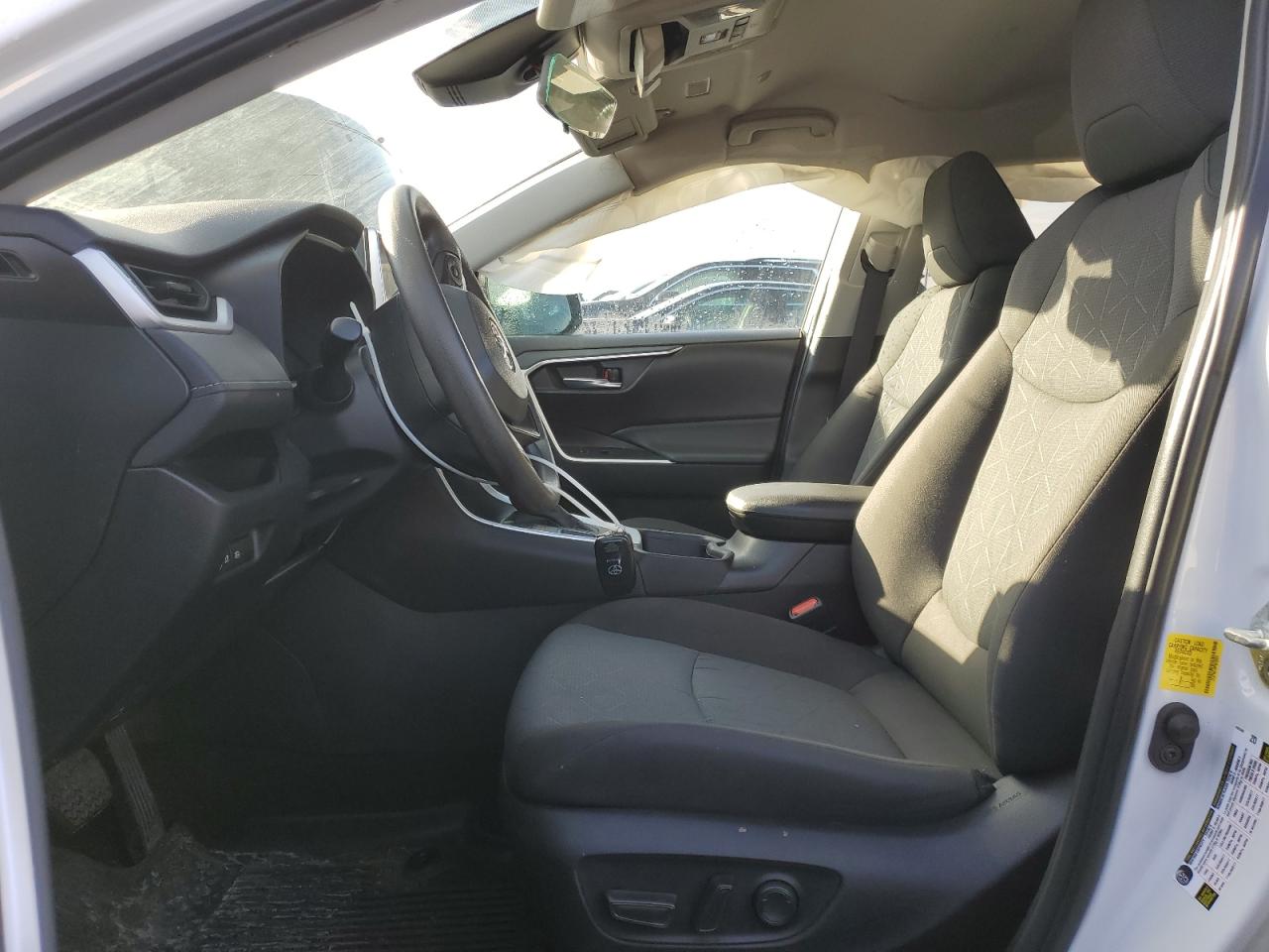 2023 TOYOTA RAV4 XLE VIN:2T3P1RFV4PW339921